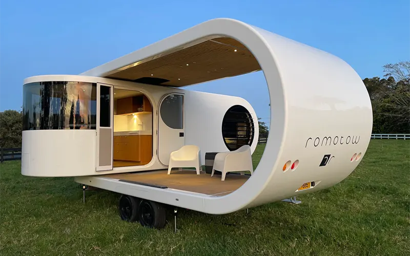 Cette étonnante caravane se déplie pour devenir une mini-maison
