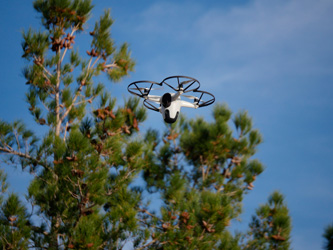 Un drone autonome pour assurer la sécurité de votre jardin