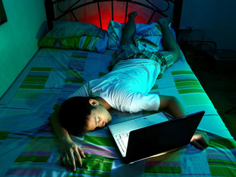 Un couvre-feu digital pour améliorer le sommeil des ados