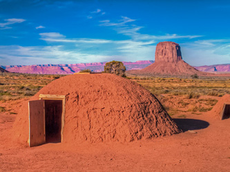 Le hogan, la maison sacrée des Navajos