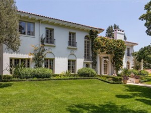 Angelina Jolie achète une maison à Los Angeles