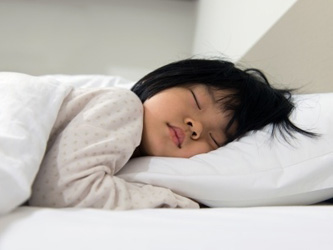 Manque de sommeil : les risques pour vos enfants