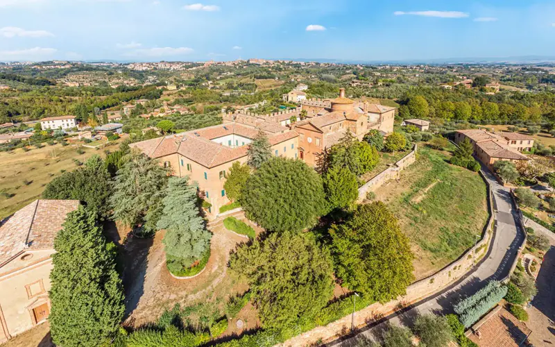 Le plus ancien monastère de Toscane est à vendre pour 10 millions de dollars 