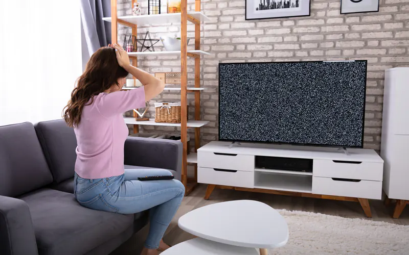 5 solutions pour recevoir la télé quand on n'a pas d'antenne