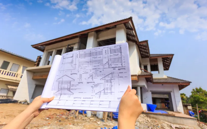 Du terrain aux clés : combien de temps pour construire sa maison ?