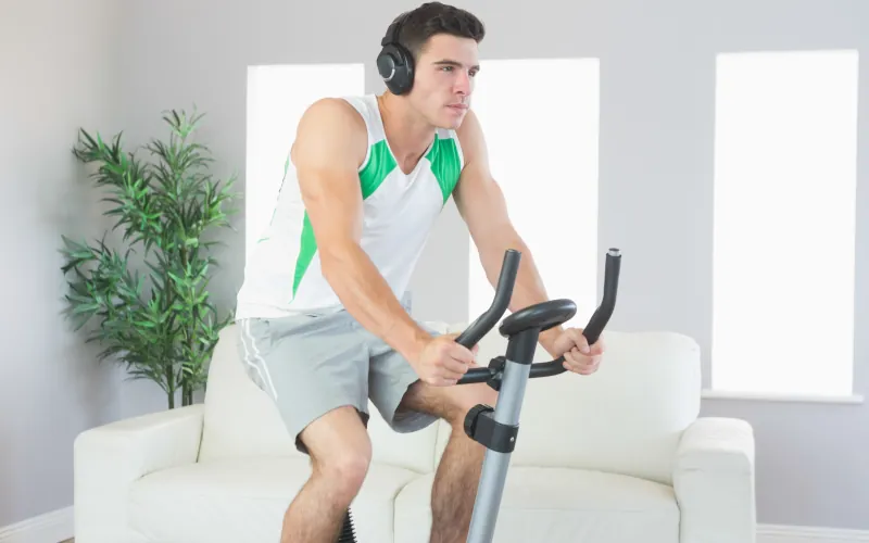 6 raisons de vous mettre au vélo d'appartement