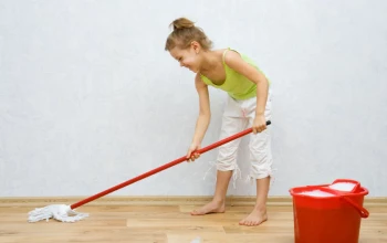 Faites participer les enfants aux tâches de la maison